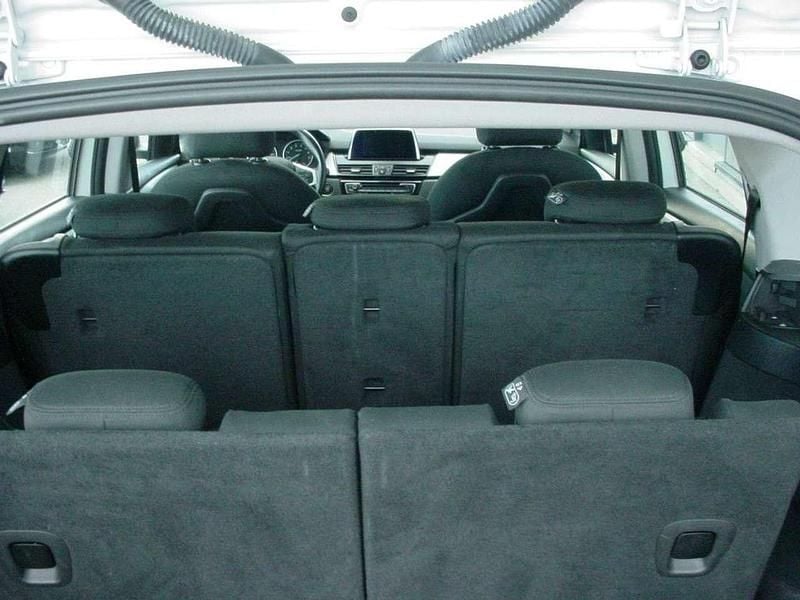 Gebraucht BMW 218 140 PS (102 kW) 2017 Alpinweiss iii Van / Kleinbus