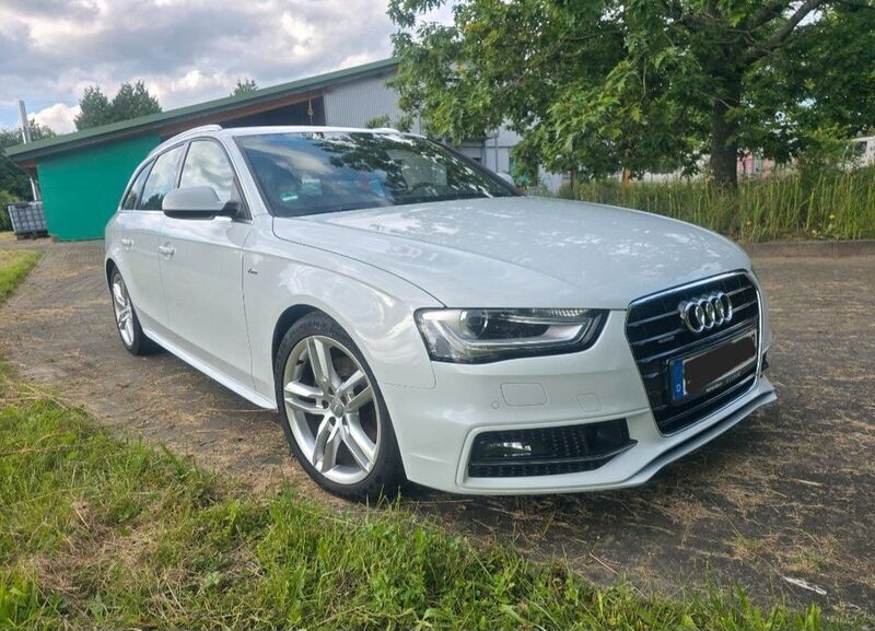 Weiß Gebraucht 2015 Audi A4 Sport Kombi | 12.900 € (Guter Preis) - Bild 1/4