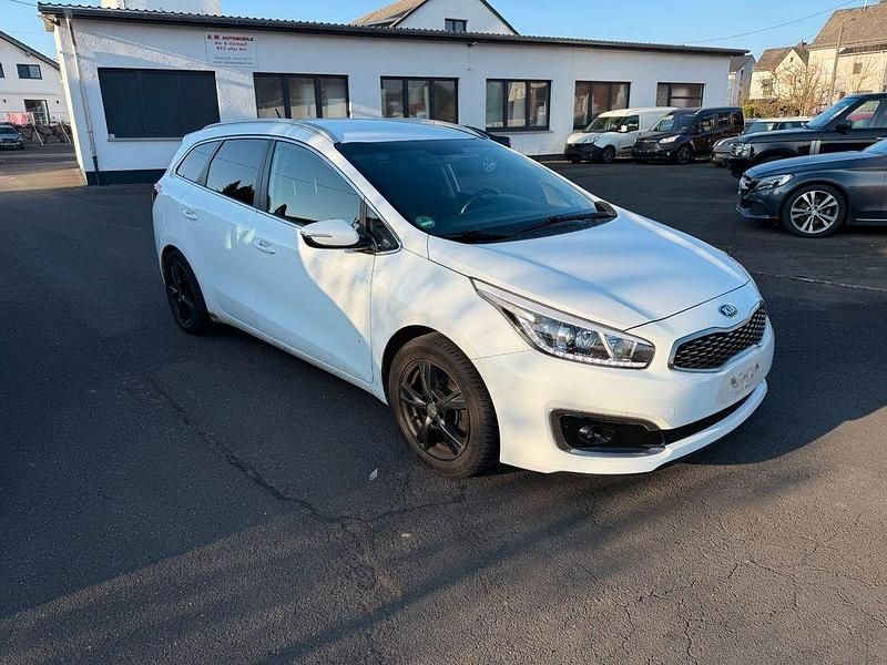 Gebraucht Kia Ceed Sportswagon 135 PS (99 kW) 2017 (wd) cassa with Kombi