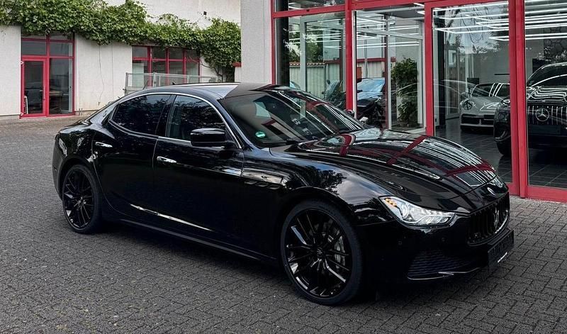 Gebraucht Maserati Ghibli 275 PS (202 kW) 2014 Schwarz Limousine