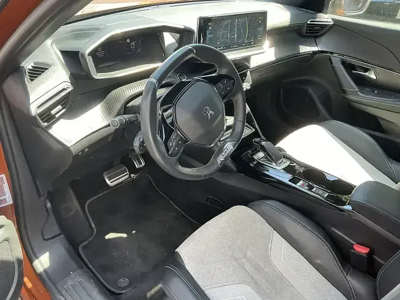 Gebraucht Peugeot e-2008 GT 100 kW (136 PS) 2021 Orange SUV