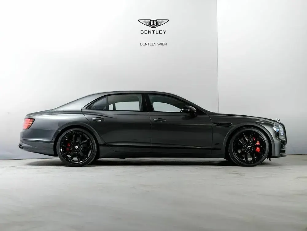 Second-hand Bentley Flying Spur 544 CP (400 kW) 2022 Gri Berlinǎ