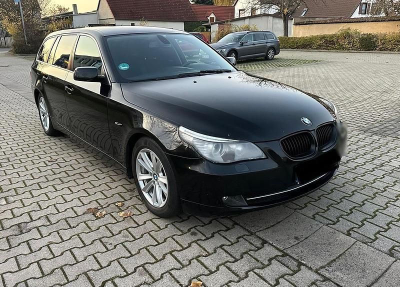 Gebraucht BMW 523 218 PS (160 kW) 2007 Schwarz Kombi