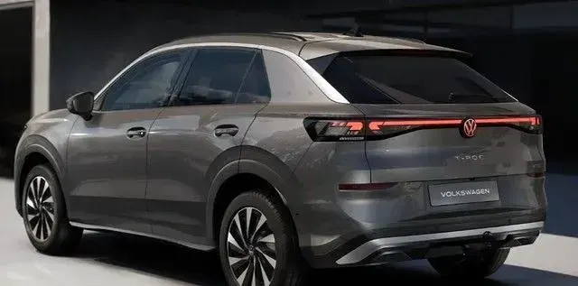 Neu VW T-Roc 150 PS (110 kW) 2026 Wolf grey metallic SUV