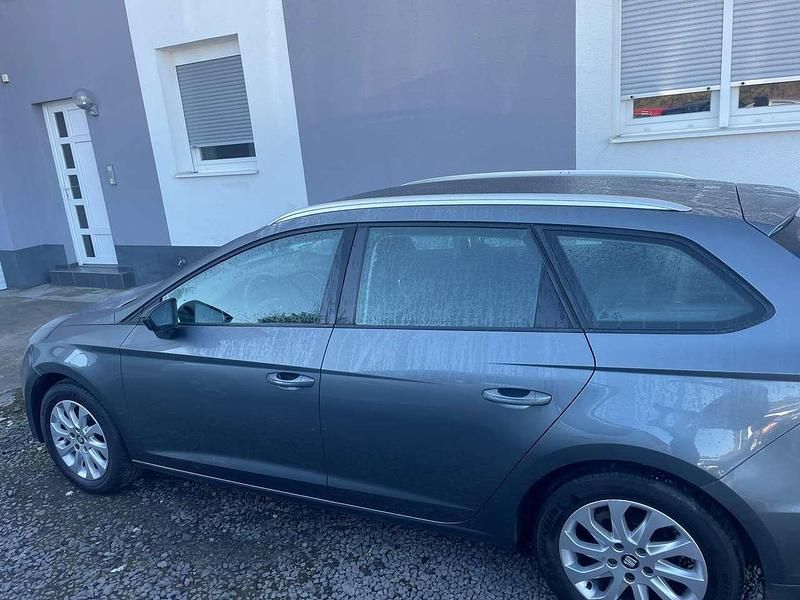 Gebraucht Seat Leon Style 150 PS (110 kW) 2015 Grau Kombi