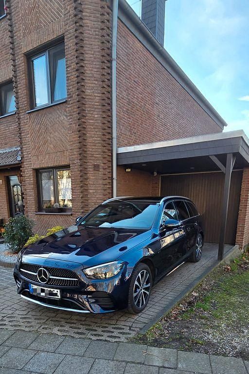 Gebraucht Mercedes E300 AMG 306 PS (225 kW) 2021 Kombi