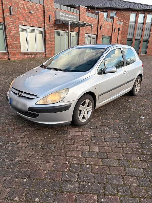 Silber Gebraucht 2002 Peugeot 307 Kleinwagen | 700 € (Guter Preis) - Bild 1/4