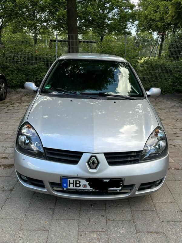Silber Gebraucht 2009 Renault Clio II Kleinwagen | 2.200 € - Bild 1/4