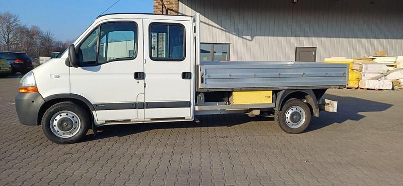 Gebraucht Renault Master 120 PS (88 kW) 2009 Weiß Limousine