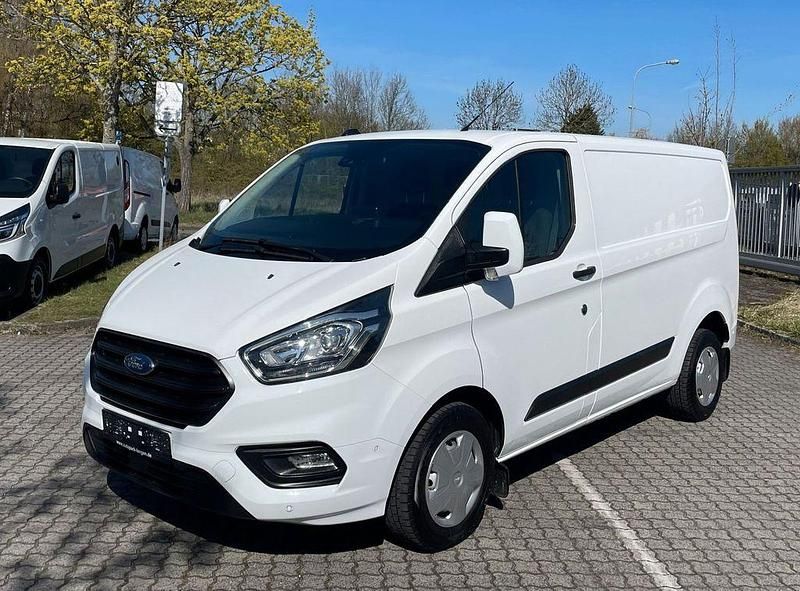 Gebraucht Ford Transit Custom 105 PS (77 kW) 2021 Weiß Van / Kleinbus