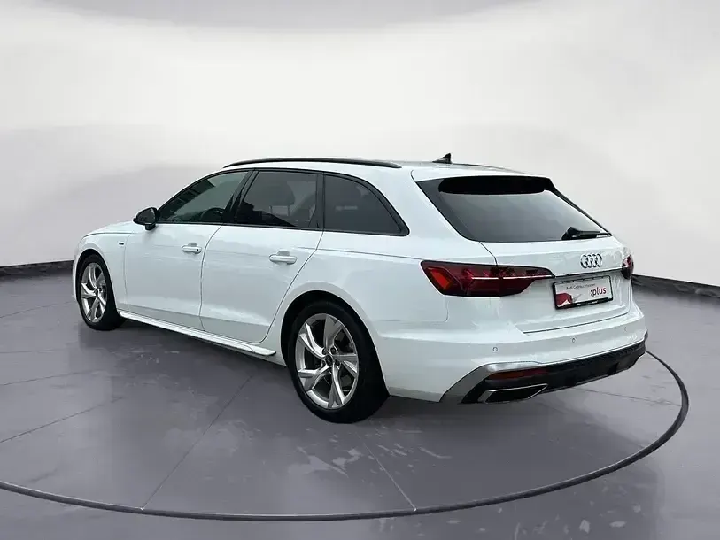 Używany Audi A4 S-Line 163 KM (119 kW) 2024 Biały Kombi