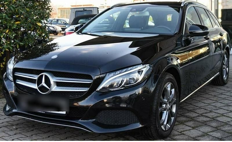 Schwarz Gebraucht 2016 Mercedes C220 Avantgarde Kombi | 16.899 € (Fairer Preis) - Bild 1/4