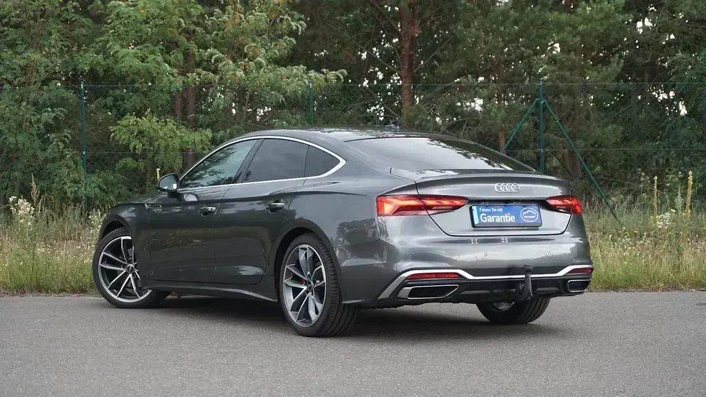 Gebraucht Audi A5 Sportback S-Line 204 PS (150 kW) 2022 Grau Kleinwagen