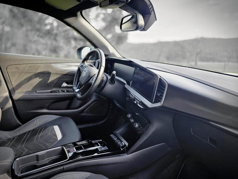 Gebraucht Opel Mokka Ultimate 131 PS (96 kW) 2022 Silber SUV