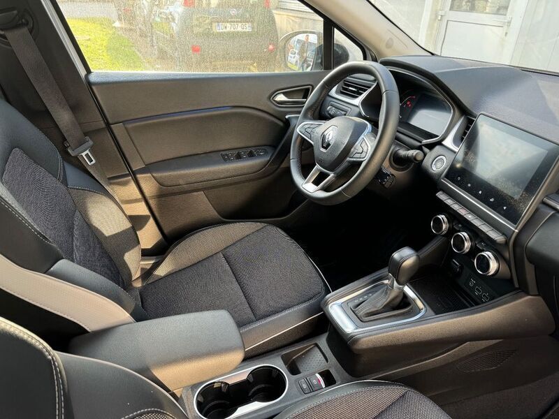 Gebraucht Renault Captur Intens 140 PS (102 kW) 2022 Weiß SUV