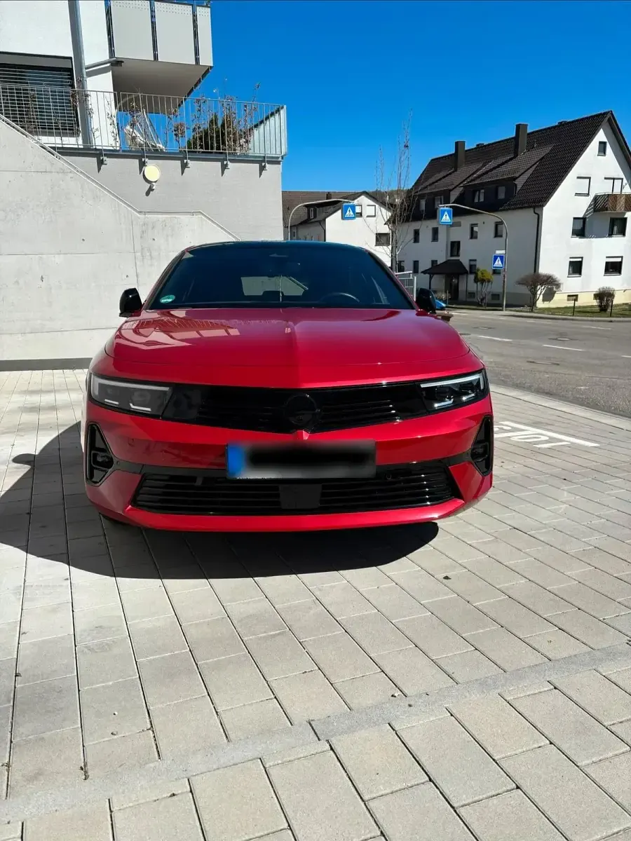 Gebraucht Opel Astra Ultimate 131 PS (96 kW) 2023 Rot Kleinwagen