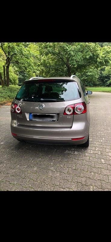 Gebraucht VW Golf VII 105 PS (77 kW) 2012 Limousine