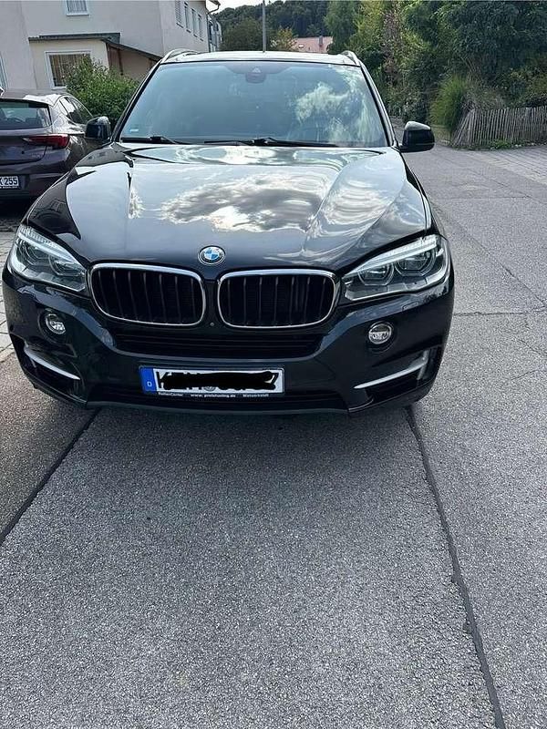 Schwarz Gebraucht 2016 BMW X5 SUV | 28.000 € (Etwas zu teuer) - Bild 1/4
