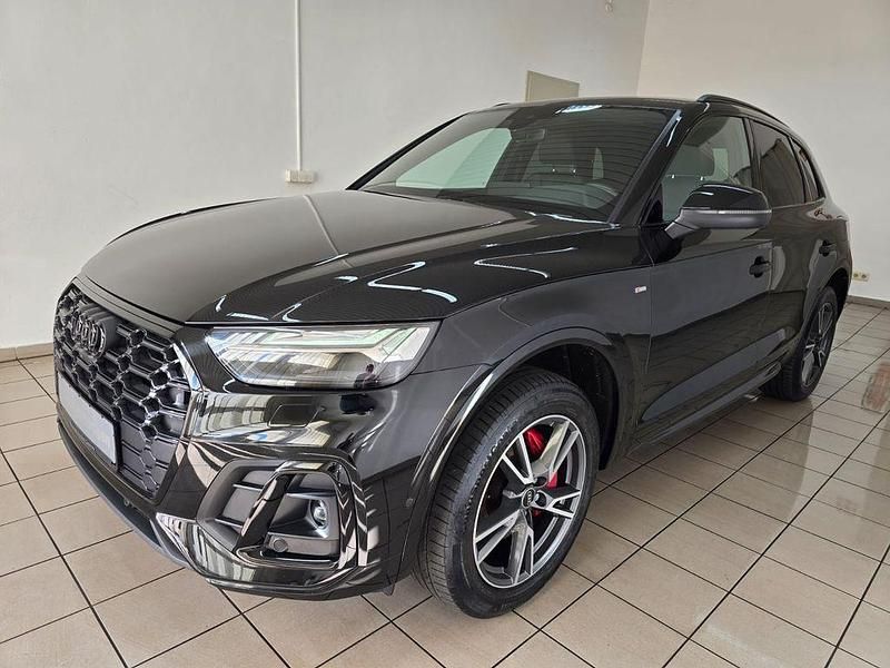 Mythosschwarz Gebraucht 2021 Audi Q5 Edition .1 SUV | 39.990 € (Guter Preis) - Bild 1/4