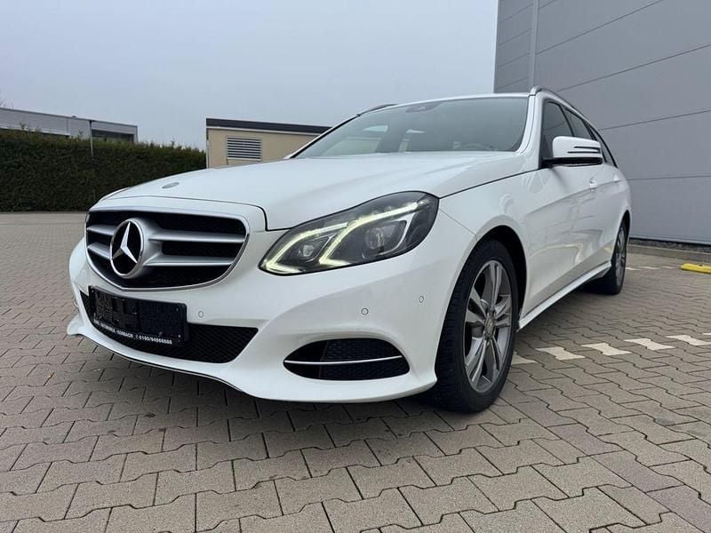Gebraucht Mercedes E250 AMG line 204 PS (150 kW) 2013 Weiß Kombi