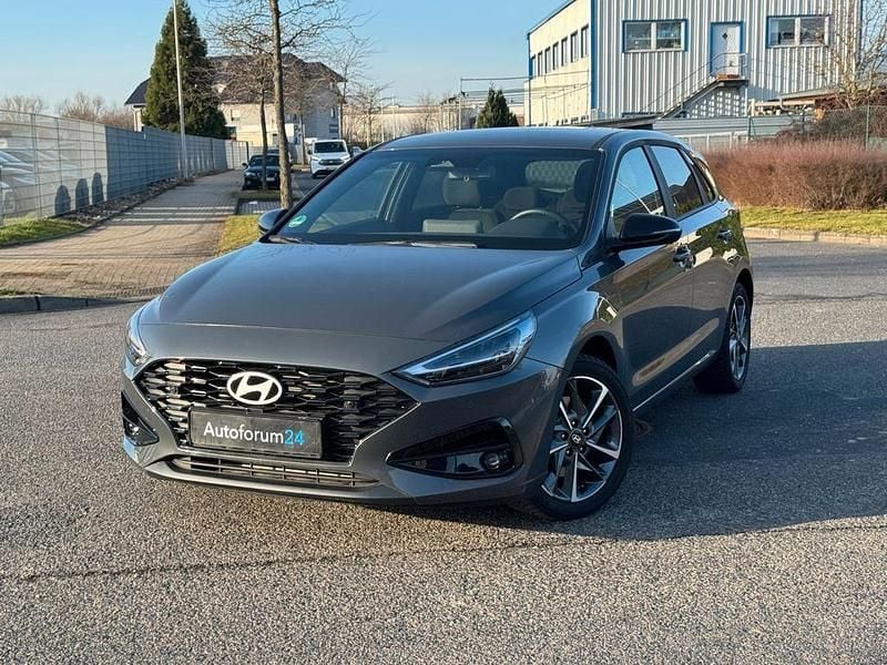 Gebraucht Hyundai i30 Advantage 140 PS (102 kW) 2025 Grau Limousine