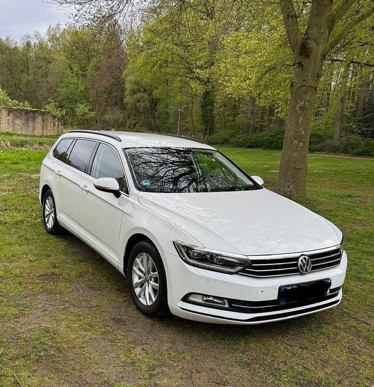 Second-hand VW Passat 150 CP (110 kW) 2018 Alb Break