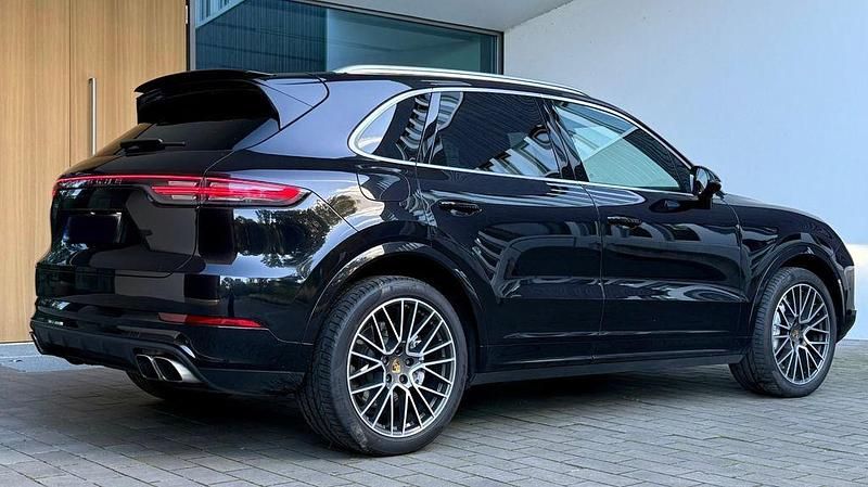 Gebraucht Porsche Cayenne Turbo 549 PS (403 kW) 2018 Schwarz SUV