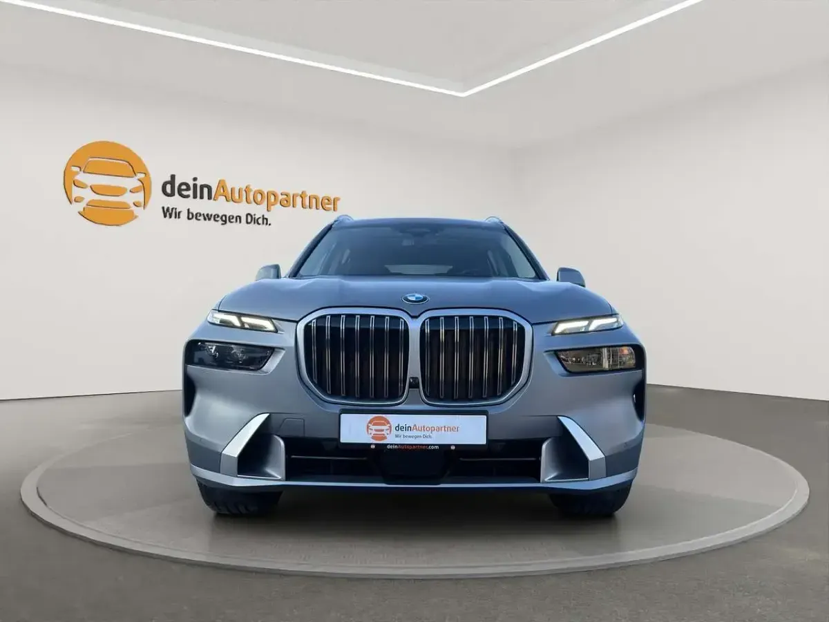 Gebraucht BMW X7 Sport Line 340 PS (250 kW) 2024 Grau SUV