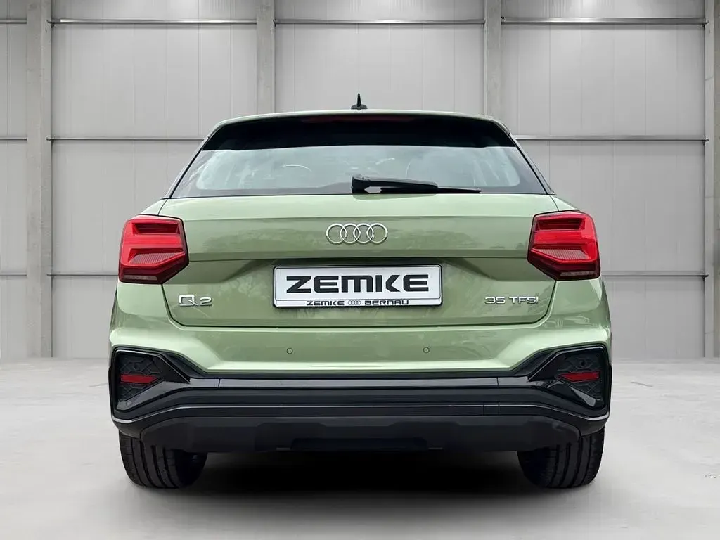 Gebraucht Audi Q2 S-Line 150 PS (110 kW) 2021 Grün SUV