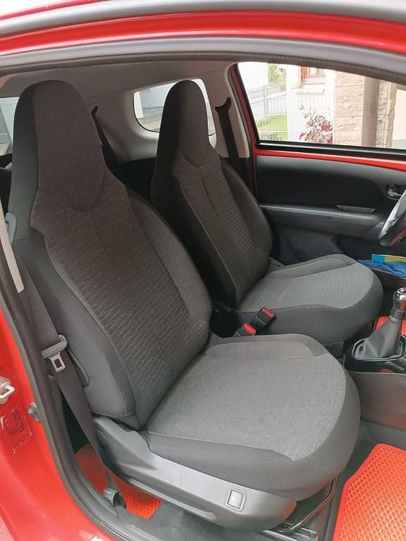 Rot Gebraucht 2016 Citroën C1 Shine Edition Kleinwagen | 6.900 € (Fairer Preis) - Bild 1/4