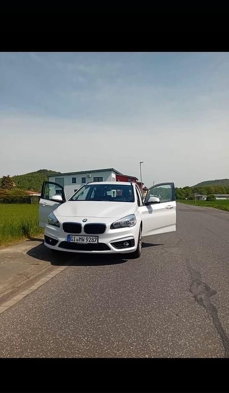 Gebraucht BMW 216 Active Tourer 116 PS (85 kW) 2016 Weiß Van / Kleinbus