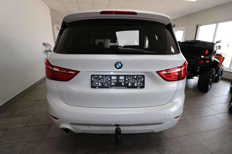 Gebraucht BMW 218 Luxury Line 140 PS (102 kW) 2020 Mineralweiss Kombi