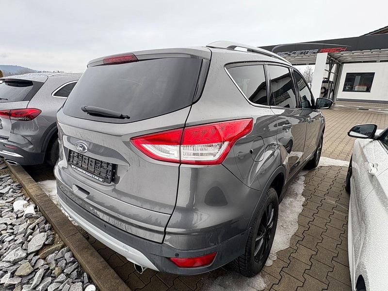 Gebraucht Ford Kuga Titanium 163 PS (119 kW) 2014 Grau SUV