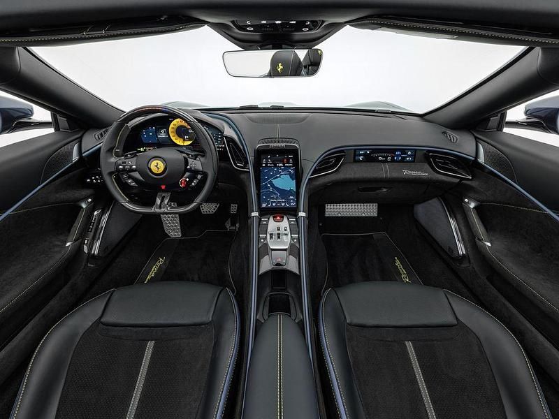 Gebraucht Ferrari Roma 620 PS (456 kW) 2025 Blu roma Cabrio