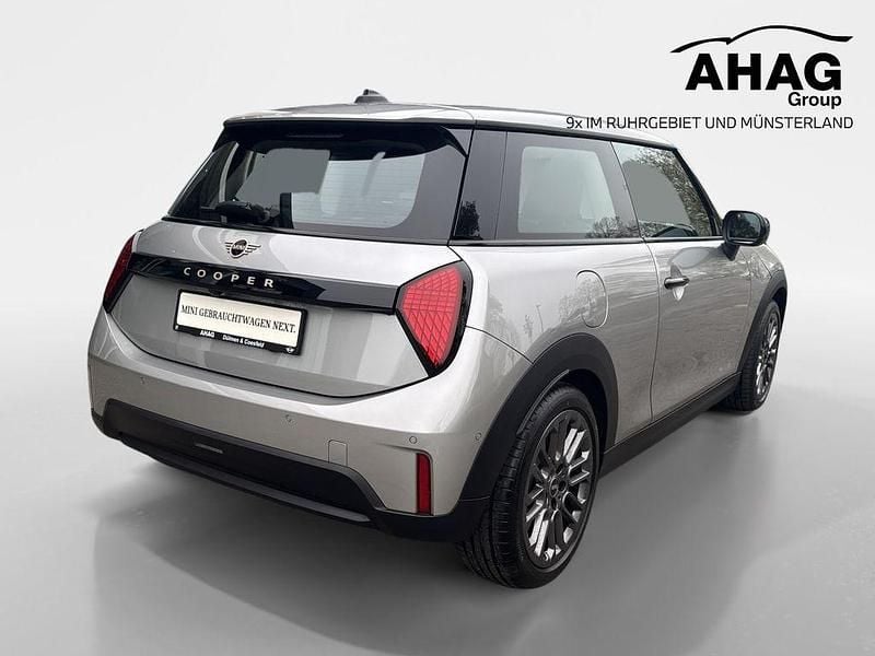 Usata Mini Cooper 156 CV (114 kW) 2025 Argento Utilitaria