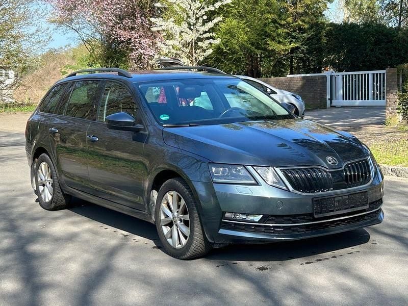 Gebraucht Skoda Octavia Style 116 PS (85 kW) 2019 Grau Kombi