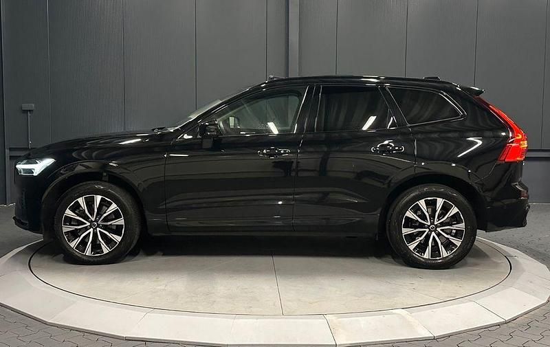 Gebraucht Volvo XC60 Plus 197 PS (144 kW) 2023 Onyx black metallic SUV