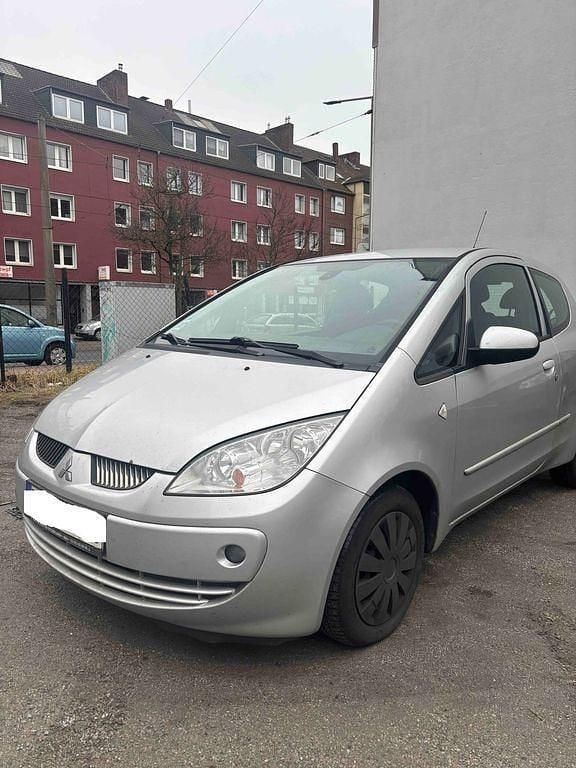 Gebraucht Mitsubishi Colt Motion 95 PS (69 kW) 2007 Silber Limousine