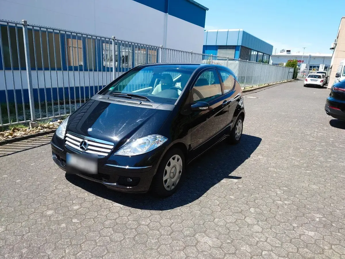 Gebraucht Mercedes A200 Elegance 136 PS (100 kW) 2008 Schwarz Limousine