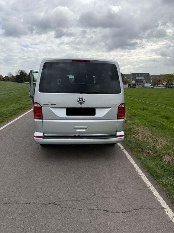 Second-hand VW T6 204 CP (150 kW) 2017 Argintiu Van