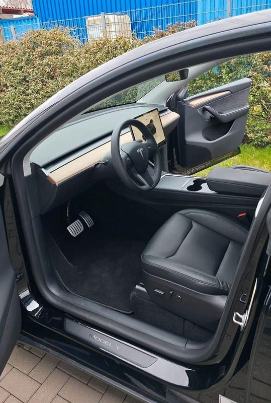 Gebraucht Tesla Model Y Performance 392 kW (534 PS) 2022 Schwarz SUV