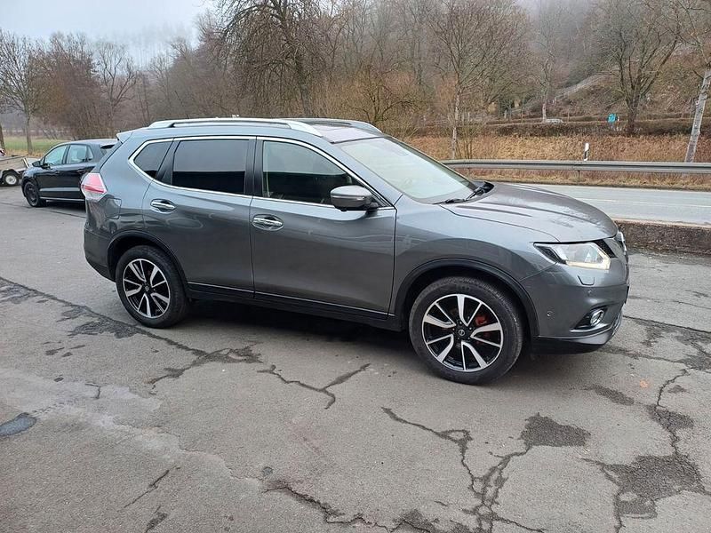 Gebraucht Nissan X-Trail Acenta 131 PS (96 kW) 2016 Grau SUV