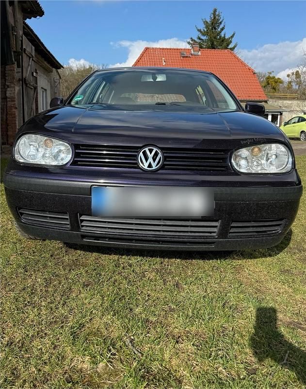 Gebraucht VW Golf IV 75 PS (55 kW) 1999 Violet Kleinwagen