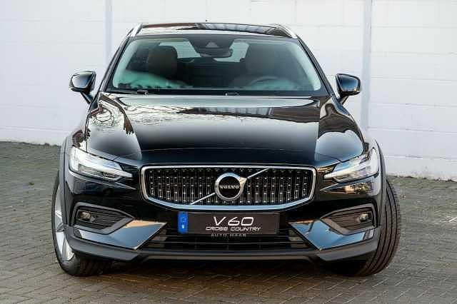 Gebraucht Volvo V60 CC 184 PS (135 kW) 2021 Kombi