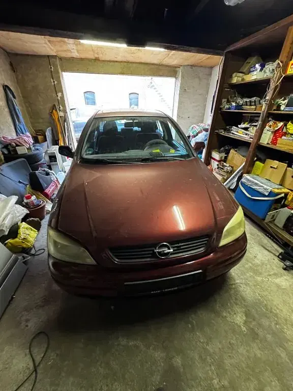 Gebraucht Opel Astra 101 PS (74 kW) 1999 Rot Limousine