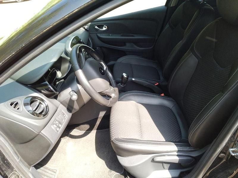 Gebraucht Renault Clio IV LIMITED 76 PS (55 kW) 2018 Schwarz Limousine