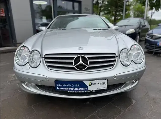 Gebraucht Mercedes SL500 306 PS (225 kW) 2005 Silber Cabrio