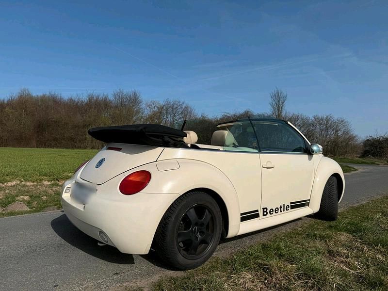 Gebraucht VW New Beetle 115 PS (84 kW) 2003 Beige Kleinwagen