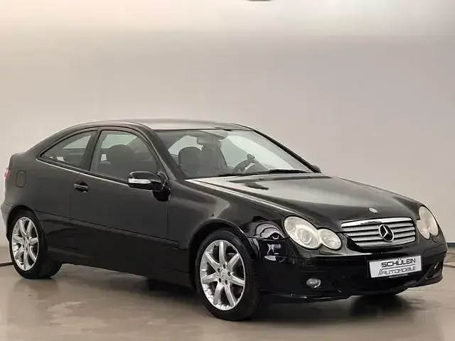 Gebraucht Mercedes C200 163 PS (119 kW) 2005 Schwarz  unilack Coupé