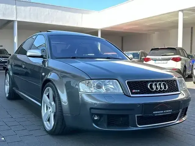 Gebraucht Audi RS6 Design 450 PS (330 kW) 2002 Daytonagrau perleffekt Limousine